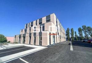 Bureaux à vendre La Tour-de-Salvagny - Vue imprenable et terrasses