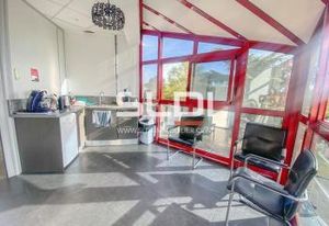 Local mixte activité/bureaux à vendre Limonest - Proche A6/A89