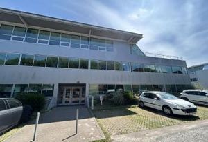 Location bureaux Mérignac - Parc Innolin, proche tram et bus