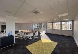 Location bureaux Pessac - Proche autoroute et rocade
