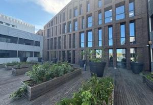 Location bureaux Bordeaux Bassins à Flot - Proche tram et autoroute