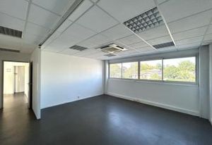 Location bureaux Lormont - Proche tram A et rocade bordelaise
