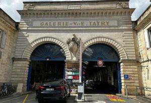 Location local commercial Bordeaux Chartrons/Ravezies - Tram C