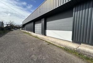 Local d'activités à louer Bordeaux Nord - Proche Pont d'Aquitaine