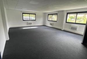 Location bureaux Tresses - Accès rocade et parking