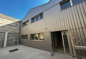 Location bureaux Bordeaux Brazza - Proximité bus, rocade et parking Bastide Niel
