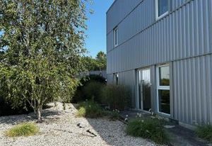 Location bureaux Saint-Jean-d'Illac - Parking et stockage inclus
