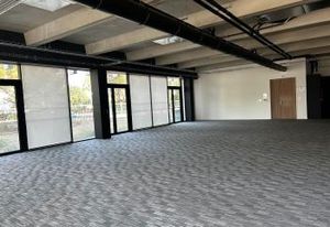 Location bureaux Mérignac - Proche tram F, bus et rocade