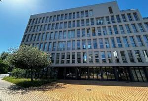 Vente bureaux Bordeaux Lac - Tram C et axes routiers