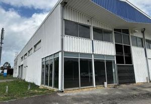 Location local d'activité Bordeaux Alfred Daney - Parking inclus