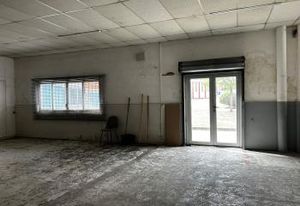 Location local d'activité Blanquefort - Bureaux équipés et accès marchandises
