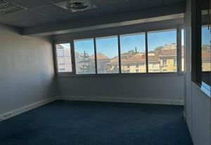 Location bureaux Bordeaux - Proximité Tram A, F et bus
