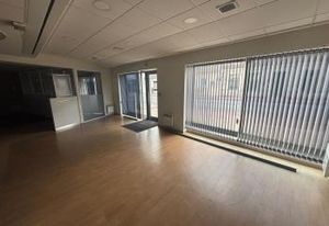 Location bureaux Pessac centre - Proche gare, tram et commerces