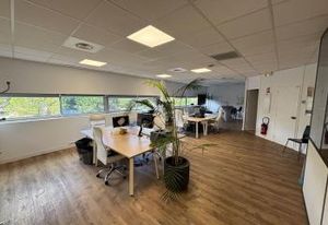Vente bureaux Bordeaux Lac - Tram C Palais des Congrès