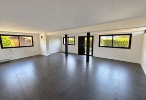 Bureaux à louer Pessac - Proche gare Alouette-France et bus