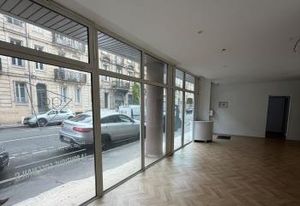 Location local commercial Bordeaux - Quartier Chartrons