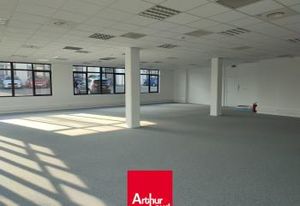 Location bureaux Villefranche-sur-Saône - Proche autoroute A6 et gare SNCF
