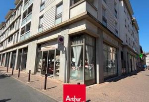Location local commercial Villefranche-sur-Saône - Proche gare