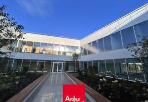 Bureaux neufs à louer Bourg-en-Bresse - Proche centre commercial