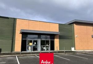 Location local commercial Vinzelles - RN6 - A6 proche