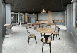 Bureaux à louer Tours Monconseil - Tram A et bus