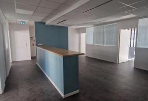 Location bureaux Rennes centre - Proche TGI, métro et parkings