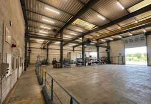 Location local d'activité Le Rheu - Axe passant Rennes