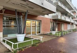 Vente bureaux Olivet - Proximité Clinique de l'Archette, Tram A, Bus