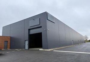 Cellule artisanale à louer Meung-sur-Loire - Proche A10 et A71