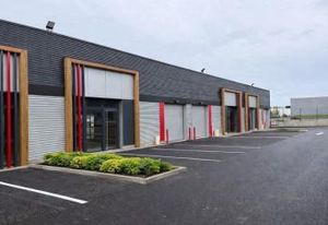 Cellule mixte commerce et activités à louer Chécy - Proximité Tangentielle