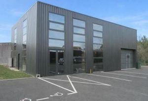 Bâtiment mixte bureaux et activités à louer La Chapelle-Saint-Mesmin - Proximité A10 et A71