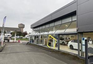 Vente local commercial Pithiviers - Carrefour de circulation