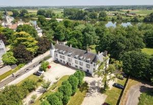 Bureaux à louer La Chapelle-Saint-Mesmin - Cadre château, proche Loire et axes routiers