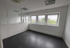 Bureaux à vendre Orléans - Proximité Tram B et bus