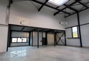 Location cellule mixte Colombier-Saugnieu - Proximité aéroport Lyon St Exupéry