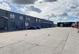 Location entrepôt Corbas - 4 quais et accès sécurisé