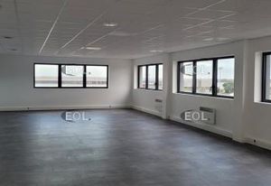 Location entrepôt Colombier-Saugnieu - Proche aéroport Lyon Saint-Exupéry