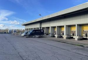 Location hall d'activité Ennery - Proche ZI des Jonquières