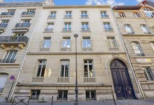 Location bureaux Paris 16 - Proche transports Rue Boissière