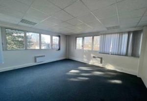 Location bureaux Lezennes - Proche autoroutes, centres commerciaux et Stade Pierre Mauroy