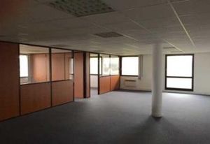 Location bureaux Lezennes - Proche métro Quatre Cantons et axes routiers