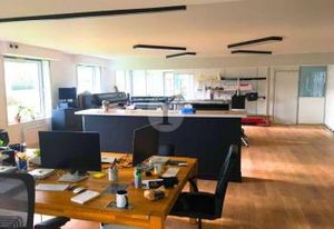 Location bureaux Villeneuve-d'Ascq - Proche métro, bus et autoroutes