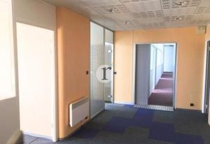 Location bureaux Ronchin - Proche autoroute A1 et transports en commun