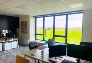 Cellule d'activités à louer Avelin - Proche A1 et A23