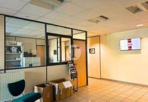 Location local d'activité Cuincy - Proche A1 et gare de Douai