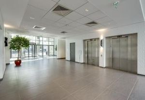 Location bureaux Meudon - Tram, métro et RER