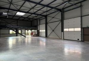 Cellule d'activité à vendre Jons - Proximité A42 et aéroport