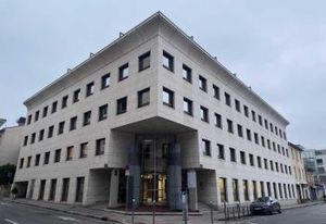 Location bureaux Lyon 9, secteur Gorge de Loup, proche métro, bus et gare