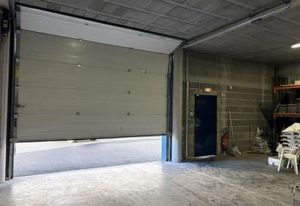 Local de stockage et bureaux à louer La Tour-de-Salvagny - Proche A89, A6