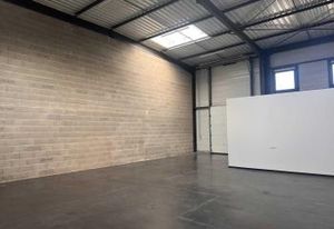 Local activité à vendre Meyzieu - Proche A432 et rocade Est